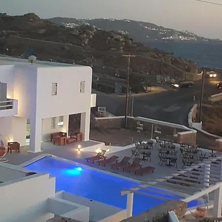 Croco Mykonos 투를로스