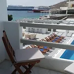 Croco Mykonos מלון