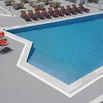 Croco Mykonos 5* טורלוס
