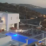 Croco Mykonos טורלוס