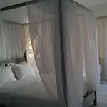 Croco Mykonos מלון טורלוס